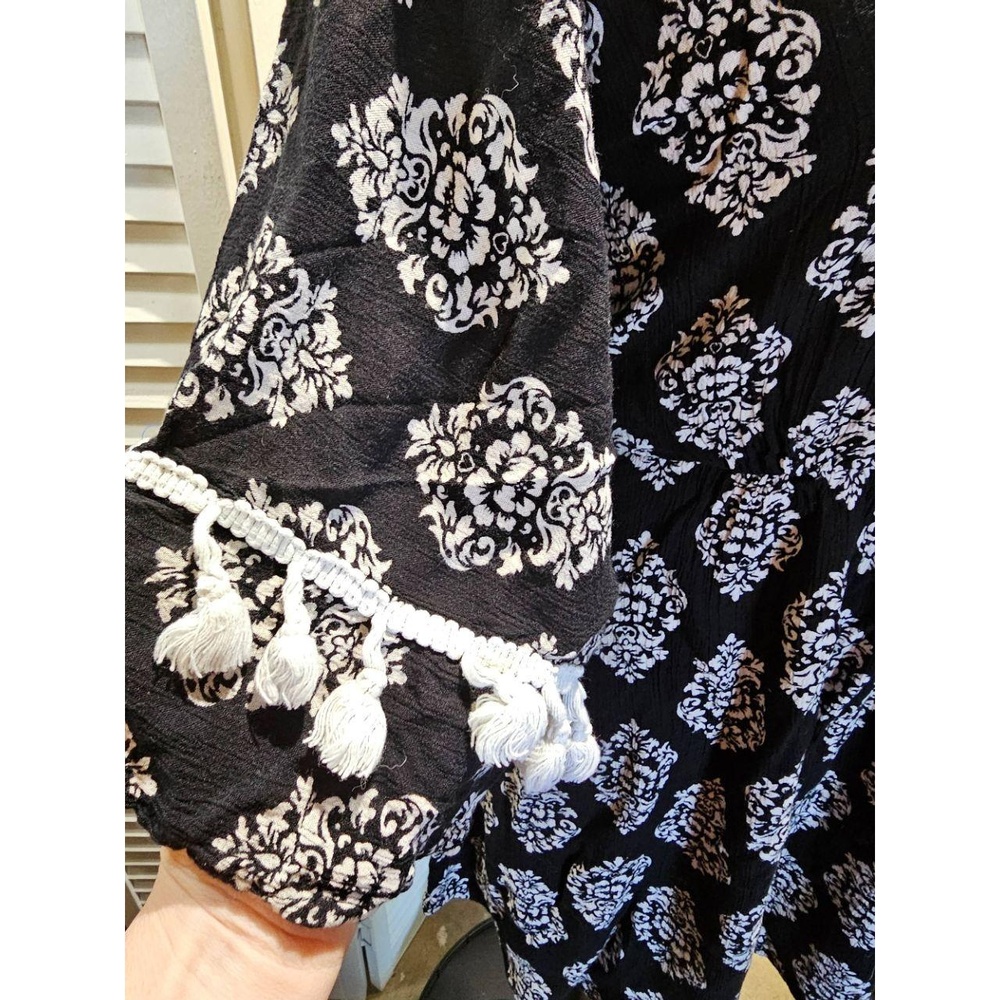 ALWAYS FOR ME Black White Damask Pom-Pom Boho Swimsuit Cover Up Womens Size 1X - Picture 3 of 5